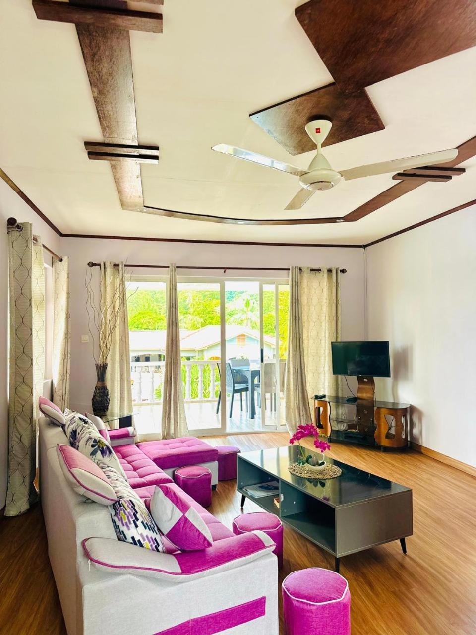 Mokara Holiday Apartment Anse Royale Exterior photo